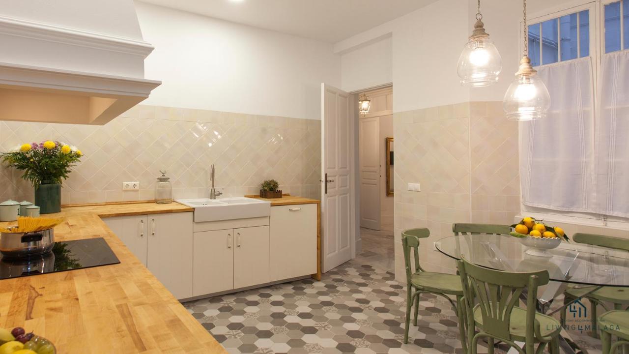 Living4Malaga Aduana Presidential Apartment Bagian luar foto