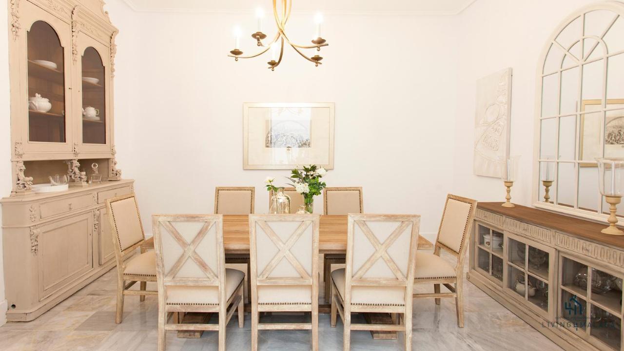 Living4Malaga Aduana Presidential Apartment Bagian luar foto